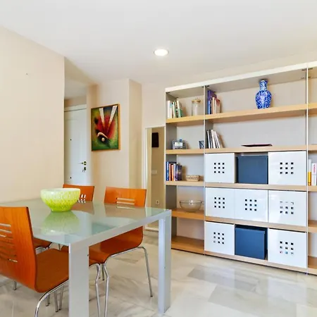 Appartement Benalmadena With Seasonal Pool & Parking Near The