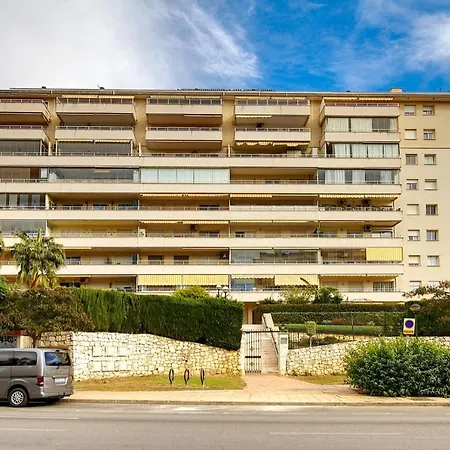 Benalmadena With Seasonal Pool & Parking Near The Arroyo De La Miel
